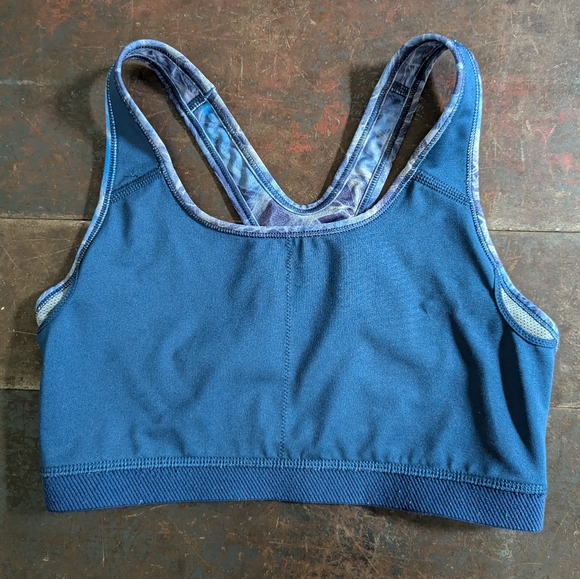 Bundle of Two Nike Sports Bras - Picture 4 of 7